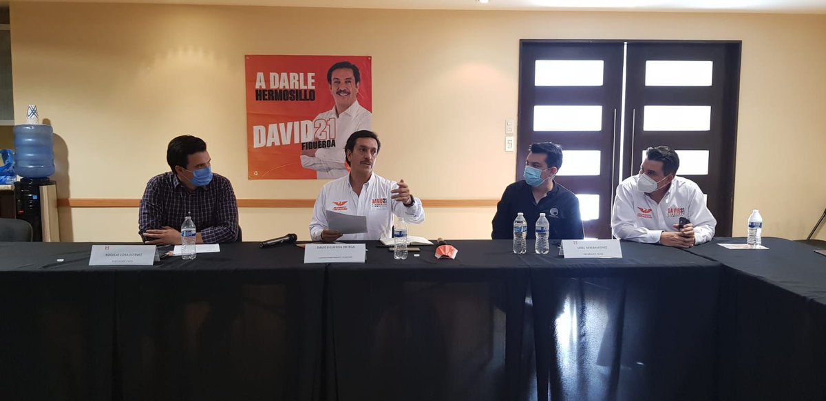 Conversatorio con algunos de los candidatos que buscan la alcaldía de la ciudad de Hermosillo para conocer sus propuestas y a su vez, presentarles por parte del CACH la "Visión de Ciudad: Diagnóstico, Análisis y Planteamiento del Municipio de Hermosillo"