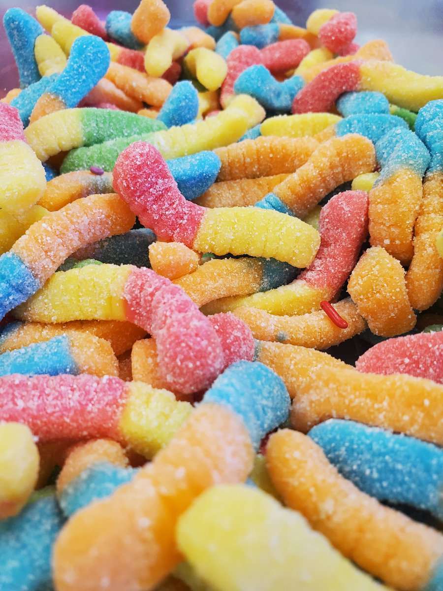 after the rain the night crawlers come out. great for fishing 🎣

#fisherman 
#boatlife 
#dock 
#icecream