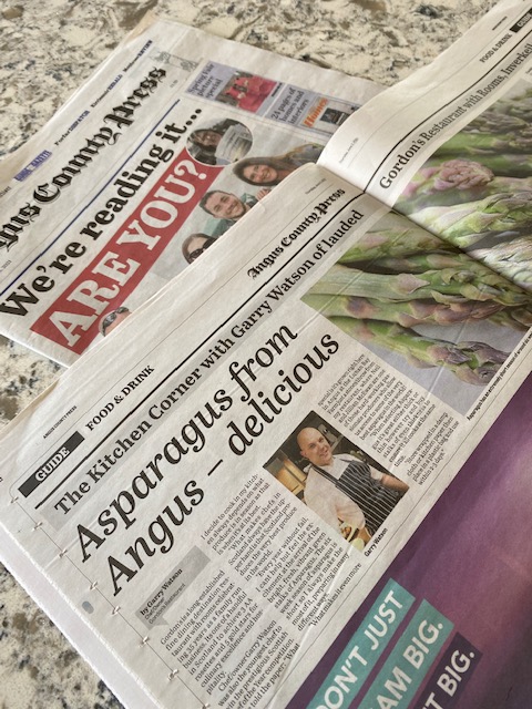 LunanBayFarm's tweet photo. Looking forward to our neighbours @GordonsRest reopening this month &amp; wishing Gary &amp; Maria all the best. Perfectly timed with our #asparagus season. Thanks to Chef Gary for a great article in this week's #AngusCountyPress about his top tips to cook Lunan Bay Asparagus. https://t.co/KW4rTpIXmL