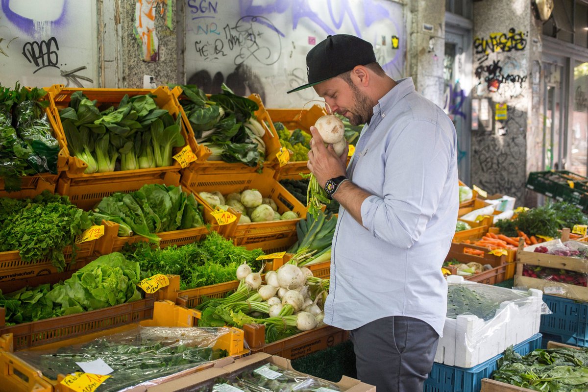 Friends of Friends tweet media