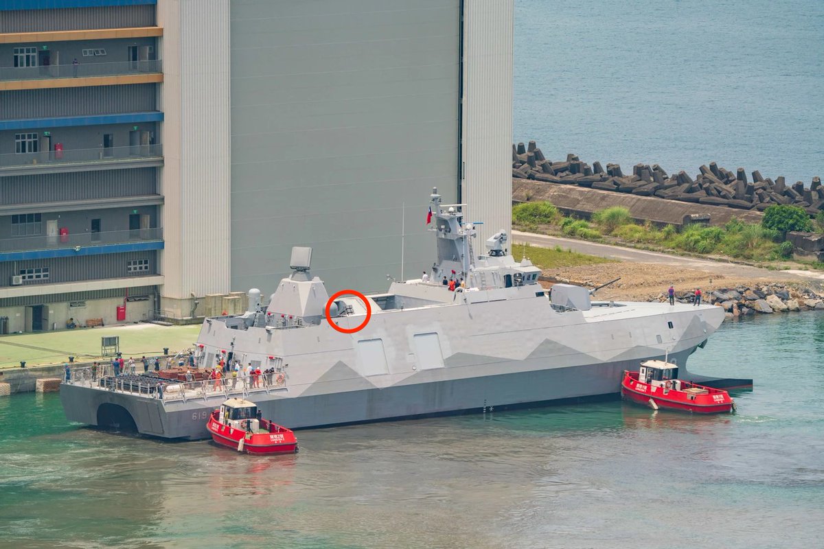 TaiwanMilitary's tweet photo. Taiwan's #TaChiang corvette #PGG619 carried 8 TC-2N SAMs for the 2nd sea trial today. Black smoke indicates exhaust emission has been changed to inner side of hulls.💪
(source)👇👇
https://t.co/l6JCdiXE59 https://t.co/y0ExYyea0C