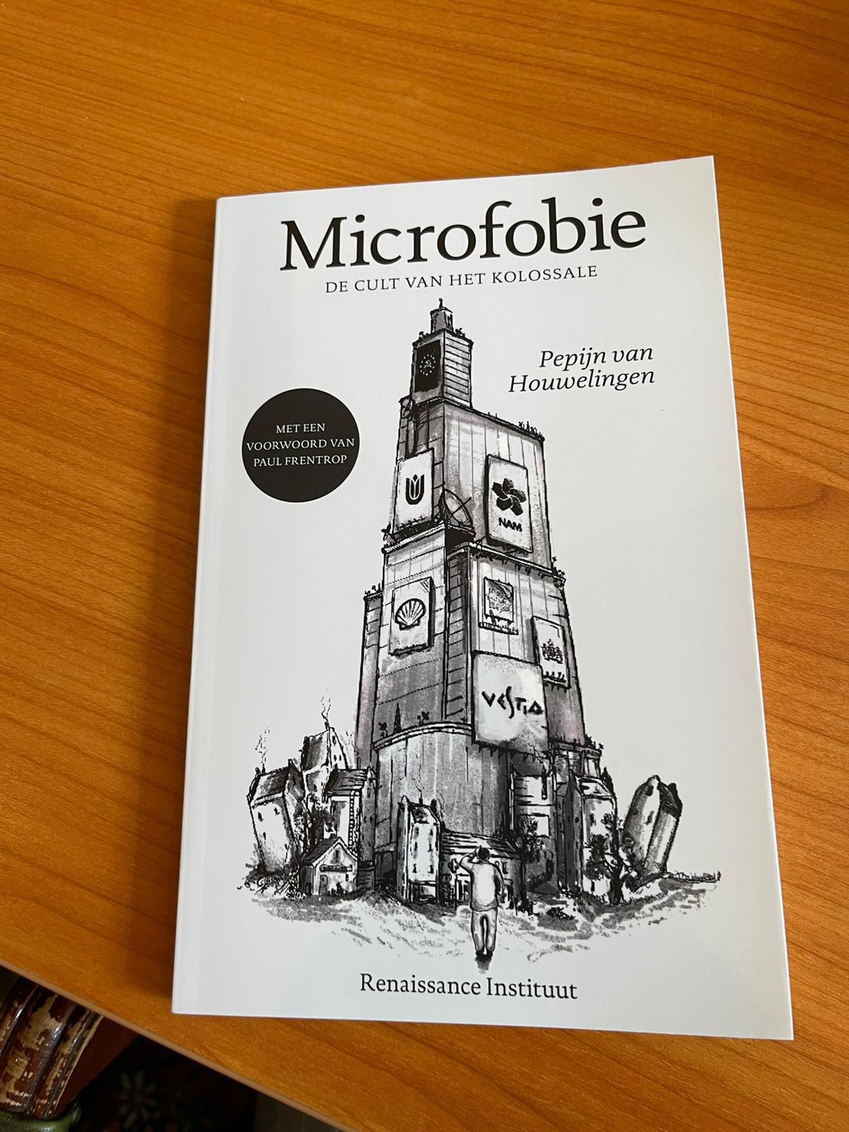 Pepijn Van Houwelingen On Twitter Vandaag Exemplaren Van Microfobie Van De Drukker Ontvangen Over Het Belang Van Grenzen In Het Algemeen En De Doorgeslagen Schaalvergroting In Onze Publieke Sector In Het Bijzonder