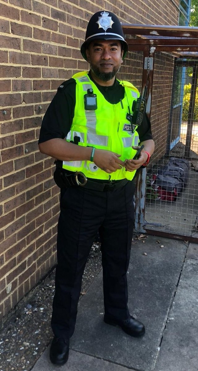 HertsPolice's tweet photo. PC Mohammed Ali may have spent almost two decades in policing but it was only when he arrived in Herts that he felt truly at home.
Now he's all set to become a #recruitment ambassador.
↪️ https://t.co/JOx3S02Vzz
#jobs #career #positiveaction #ItsInYourDNA #Herts https://t.co/eSVhoSrhmg