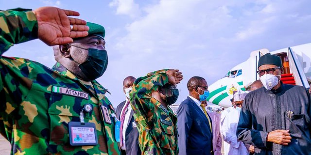 PulseNigeria247's tweet photo. FG suspends Twitter operations in Nigeria, making the announcement on Twitter https://t.co/MRMGA88Whf https://t.co/qIj3HokVa7