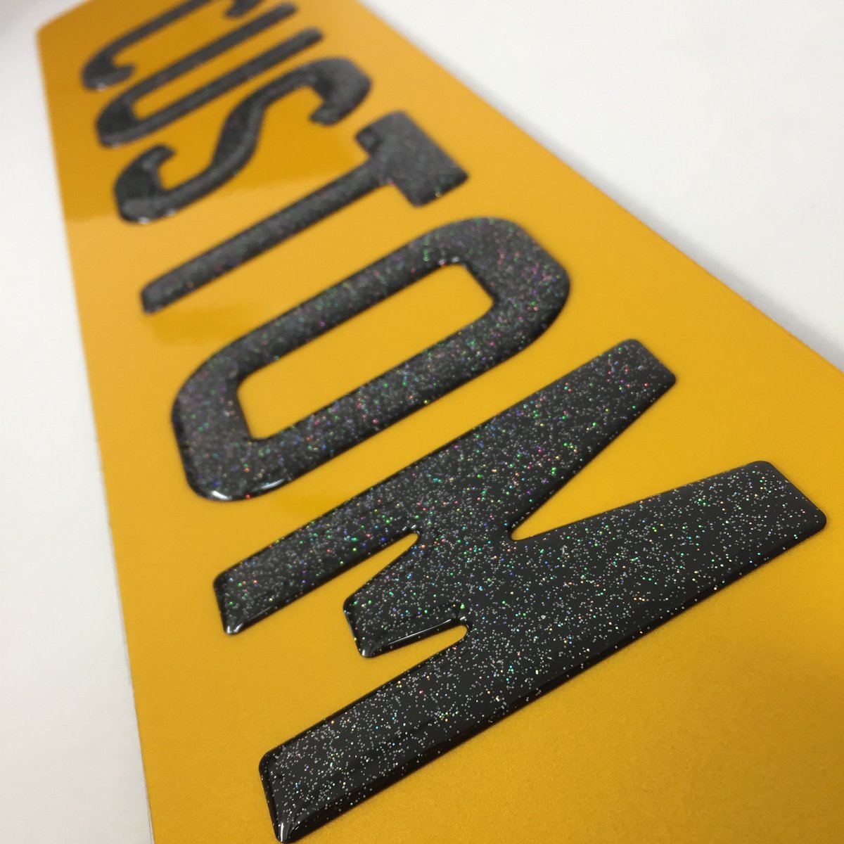custom_number's tweet image. The 3D Glitter is a popular choice amongst our customers looking for that unique touch for their car 🚘. 

#3dgel #3dglitterplates #customnumberplates #customregplates