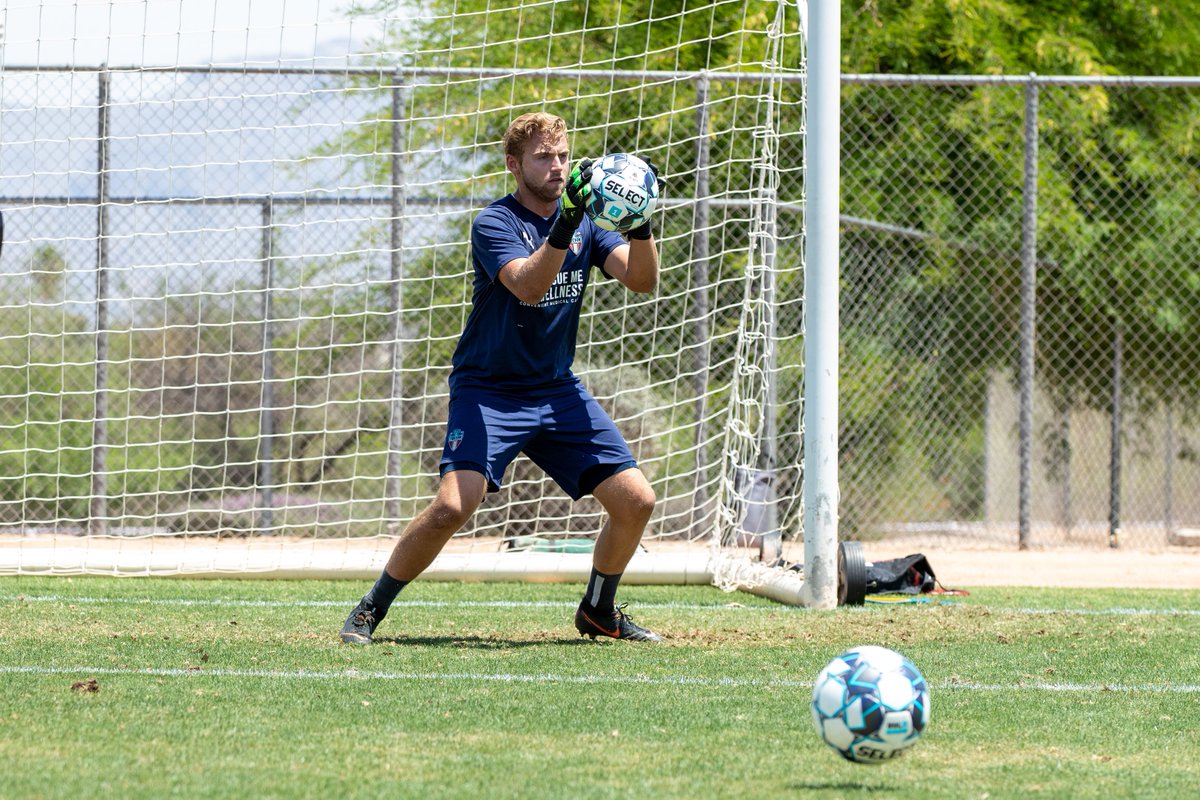 FCTucson's tweet image. Some #GKunion action for your feed 💪

🧤 @walaps11 
🧤 @ryanshellow 
🧤 @rafaguerrero_1