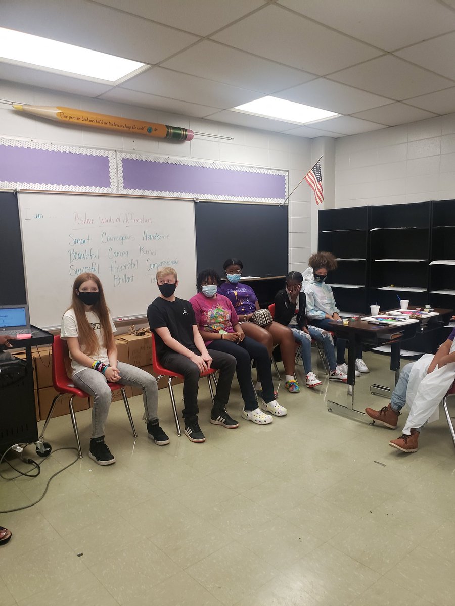 CCrowejcps's tweet photo. Transition to Middle School
#T2MS @GutermuthES @CSSJCPS @AmazinFaith @KJFIELDS4 @kids_inspire @JCPSAsstSuptASP 
Our Gutermuth graduates transitioning to Middle school with knowledge, preparation and confidence!
#weloveourstudents
#PreparedandResilent https://t.co/xdUL23sJSR