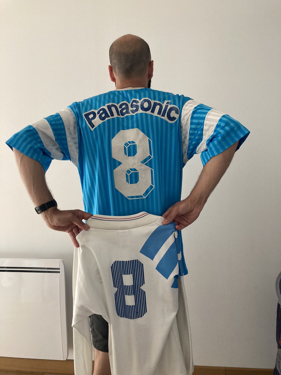 Chino__Mendez's tweet photo. how it started vs how its going

30 années sont passées à collectionner les maillots, pour enfin boucler la boucle, avec ce « player issue » de Chris Waddle, celui qui m’a fait aimer l’OM. Now, I just need to meet you @chriswaddle93 #TeamOM 

1000 mercis à @classicsoccerjs https://t.co/pYUCzhYCDh