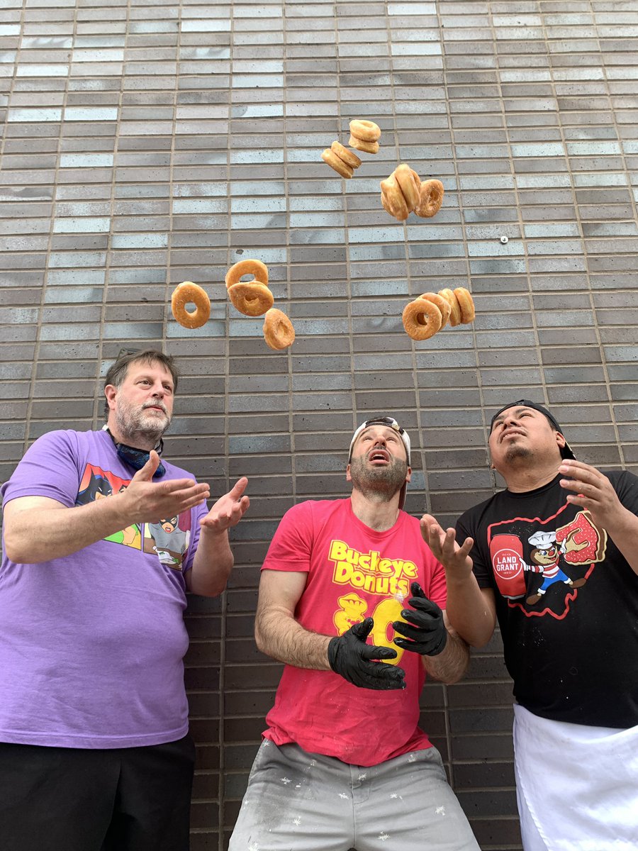 Donuts r magic 🍩🧙‍♂️
#HappyNationalDonutDay