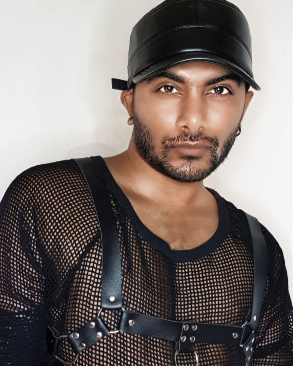 IamAgnar's tweet photo. Happy Pride month to all Lgbtq friends around the world.....
#PrideMonth2021 Pride Month Happy Pride #melaninaddicted #scruffpapi https://t.co/4koiJzZLvK