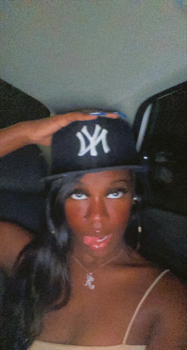 Attachments: 4 Images💝