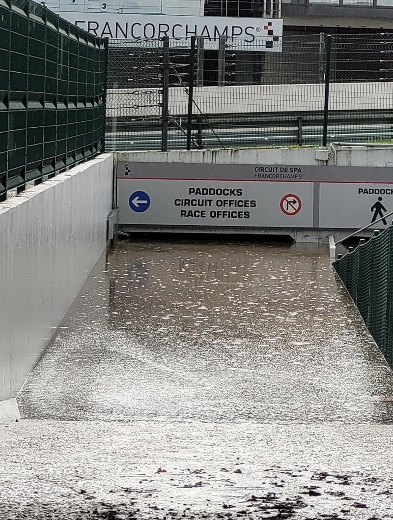 Spa-Francorchamps on X: AAAand it's raining