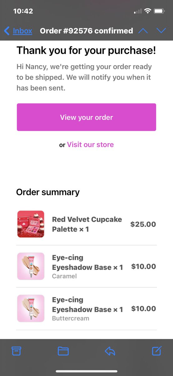 Y’all know Glamlite is my favorite brand ever ! I’m so excited to try the new Eye-cing shadow base & cupcake palette! Y’all need this ! 😍 @Msgisselle1