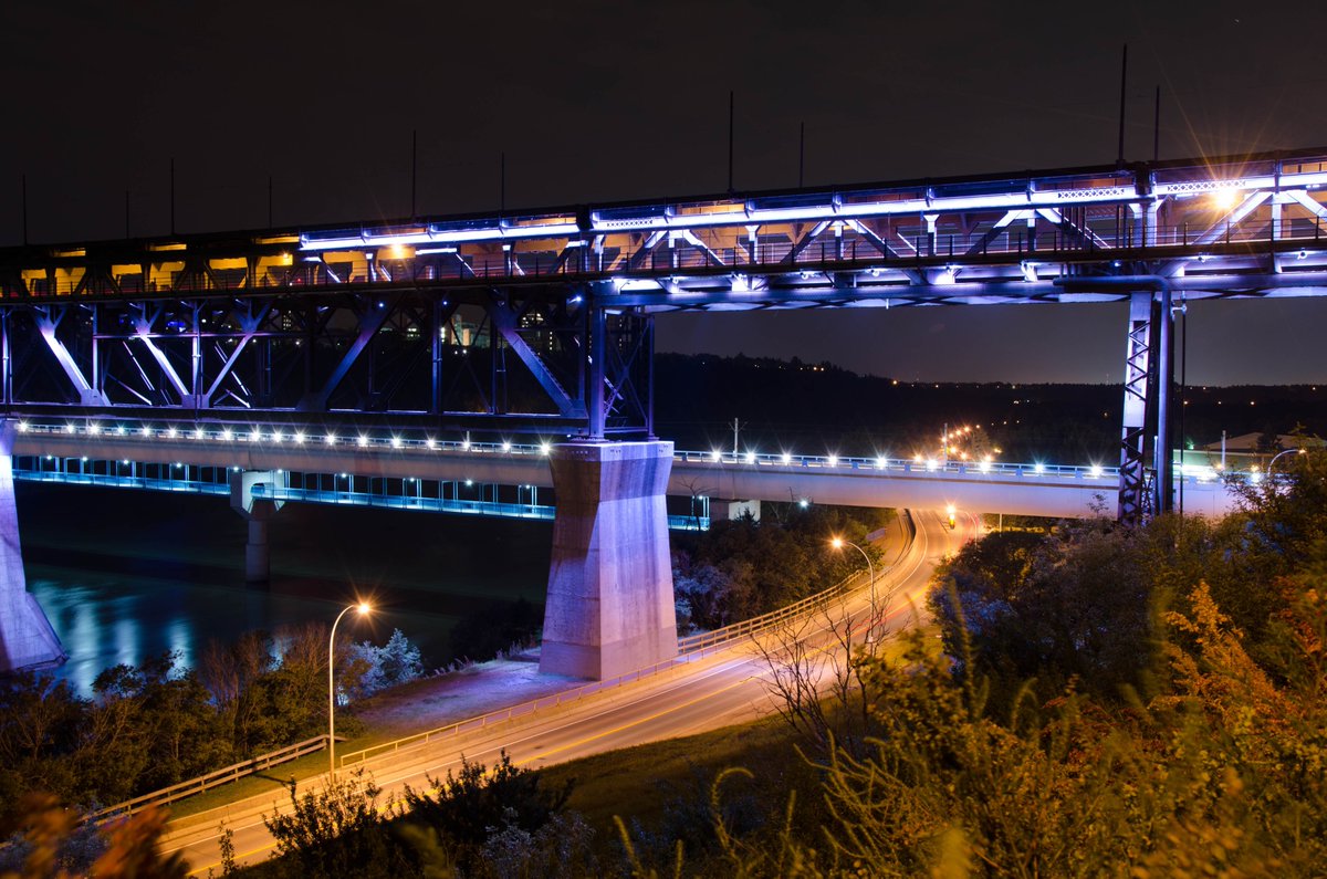 NAIT's tweet photo. Don't forget to check out the High Level bridge tonight! It will be lit up in NAIT colours to celebrate our grads. #NAITGrad #Ookforlife
Photo credit: Connor Mah
License info: https://t.co/9jIYn5AFNt https://t.co/otckLdAPVq