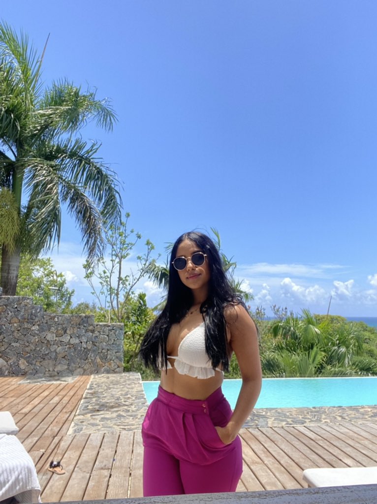 elianaaegg's tweet photo. 🧞‍♀️🧞‍♀️🧞‍♀️🧞‍♀️🧞‍♀️ https://t.co/G2YsIJ3LuK