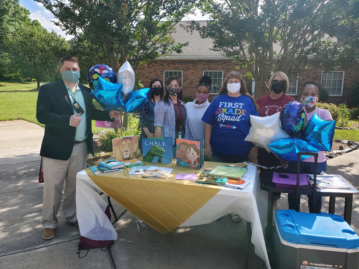 Thanks to all the staff that helped package over 275 Gibson book bags filled with brand new children’s books and summer reading activities for our k-2 families. I know it will help our students continue to read over the summer. youtu.be/V0fumlub9zY