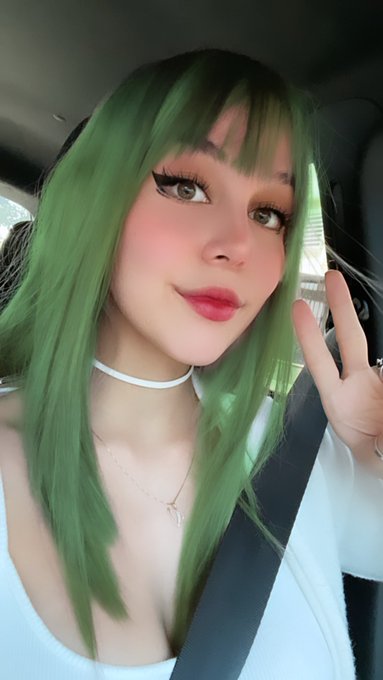 Con cu&aacute;l te quedar&iacute;as? 🤔 https://t.co/24BObOGmpy<a href="/tag/nuevafotodeperfil"class="tags"><span>#nuevafotodeperfil</span></a>