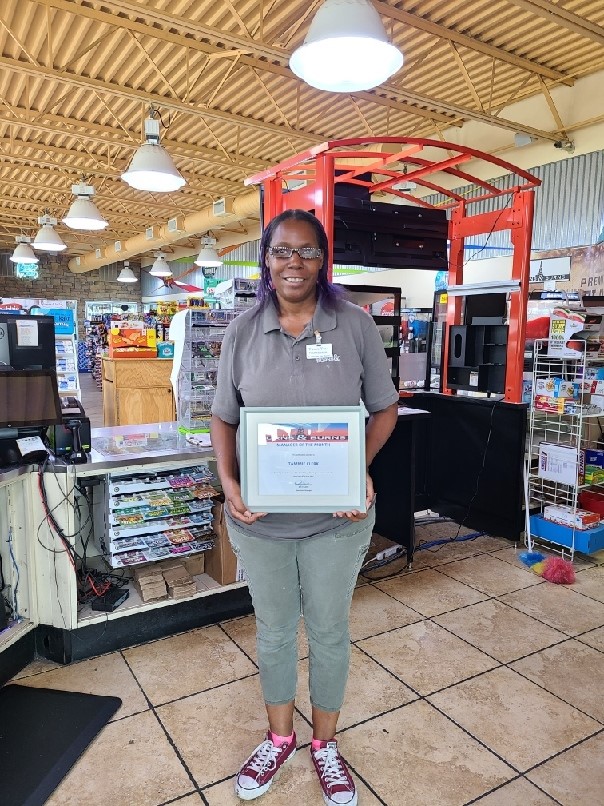 burnscstores's tweet photo. Burns &amp; Burns Manager of the Month is Tammie Clerk!  Tammie started working for us in November 2017.  Tammie is manager of two locations, Russell Chevron #21 and Texaco #7 on Hwy 39 right off of I-20.  She loves spending time with her family (Tammara, Damion, Semajj, and Ervin). https://t.co/Kcq6fc7YJG