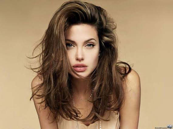 BeSheetalll's tweet photo. #HappyBirthdayAngelinaJolie 

Just love her..... https://t.co/zBfVVbJQKM