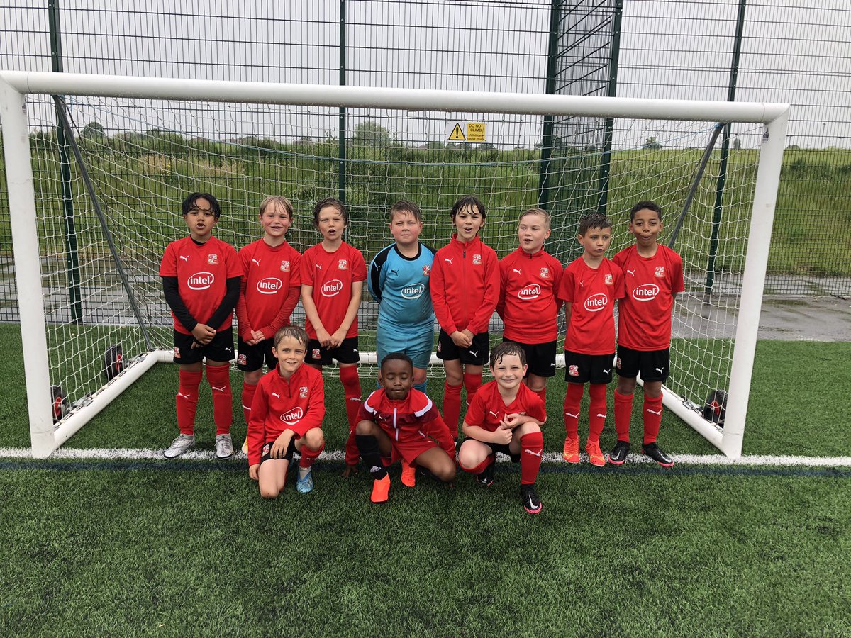 STFCfoundation's tweet image. Our U7-15 played in some really competitive fixtures against Brentford and Luton Town. There was some super football on show and all of our coaches are incredibly proud of both Advanced and Elite players over the last two days🔴⚪️⚽️