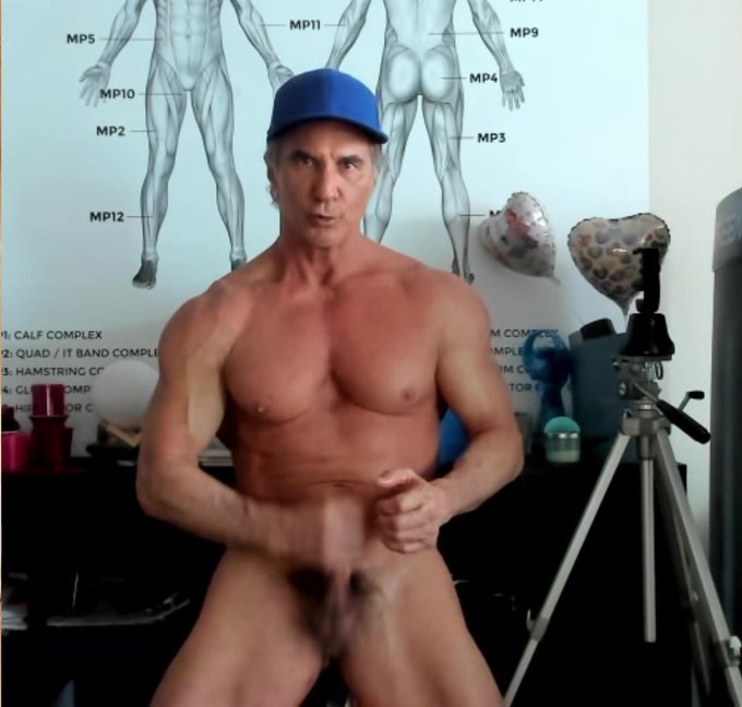 Stroking LIVE for https://t.co/Rj2TLy6gL0 Who wants this load? #cumshot #BigCockdaddy   #daddyshome  @MALEStr8<a href="/tag/cumshot"class="tags"><span>#cumshot</span></a><a href="/tag/daddyshome"class="tags"><span>#daddyshome</span></a><a href="/tag/bigcockdaddy"class="tags"><span>#bigcockdaddy</span></a>