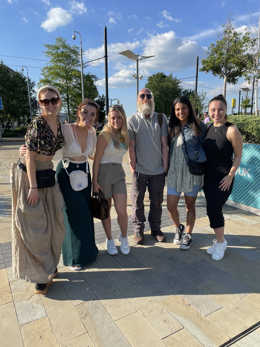 Thanks for coming girlies 🥰🥰 <a href="/ContactShowUK/">Contact Show UK</a> #mediacity