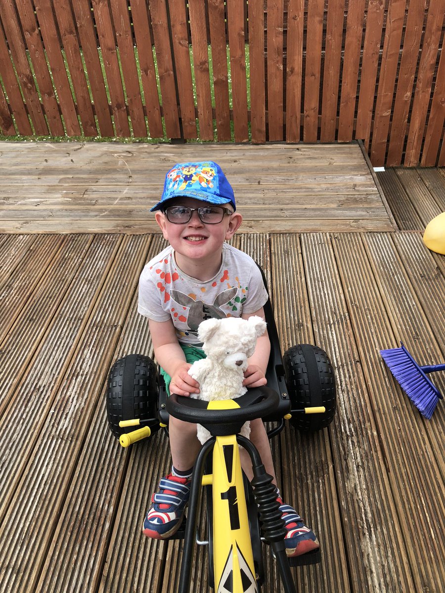 JillianMcCorma1's tweet photo. Calvin is buzzing to have the everywhere bear home from nursery 😄 @KildrumC https://t.co/vRJ4eVoexi