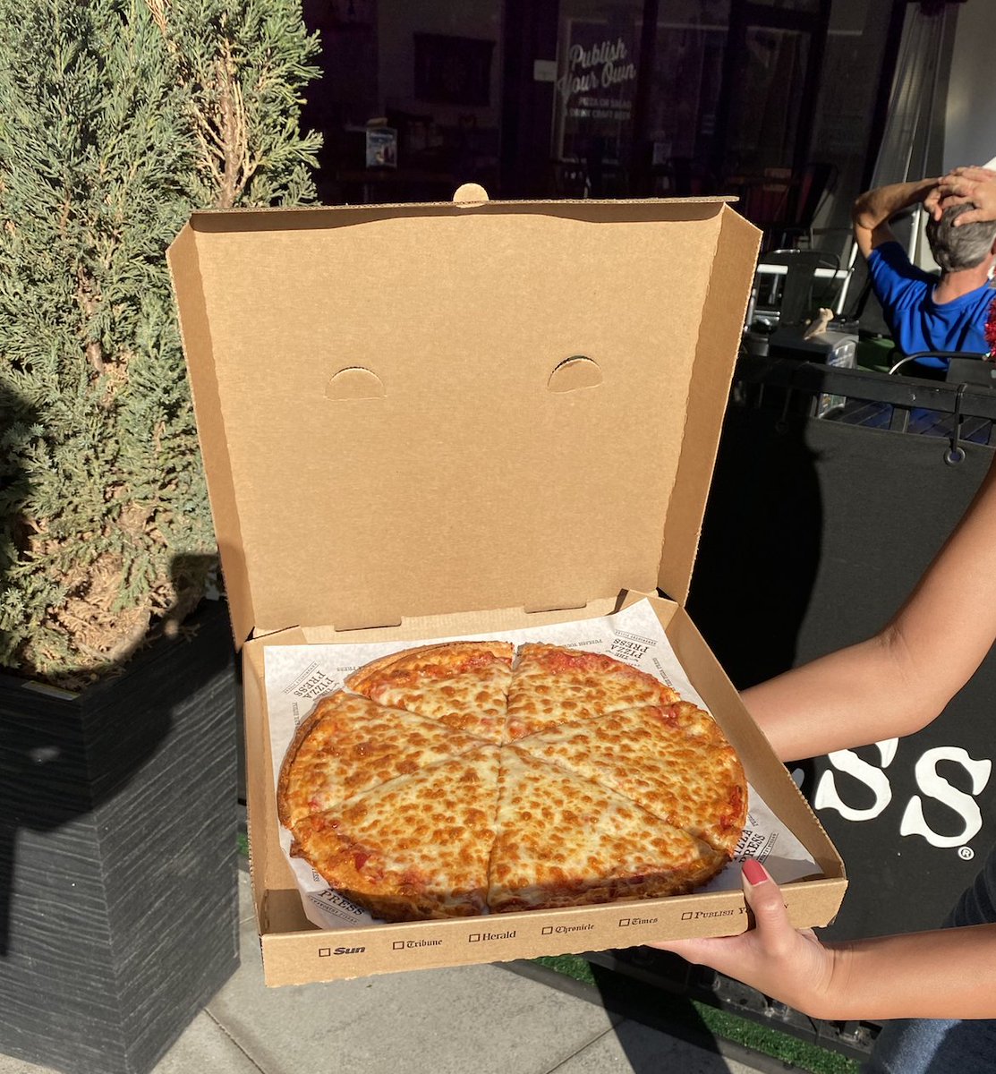 The classics never get old 😌 Come celebrate National Cheese Day the way it should be celebrated! With Pizza! 🍕♥️🍕

 #NationalCheeseDay #ThePizzaPress #CraftYourPizza #PizzaTime #Pizzagram #Cheese #Cheesy #CheeseLovers #PizzaLovers #CheesePizza