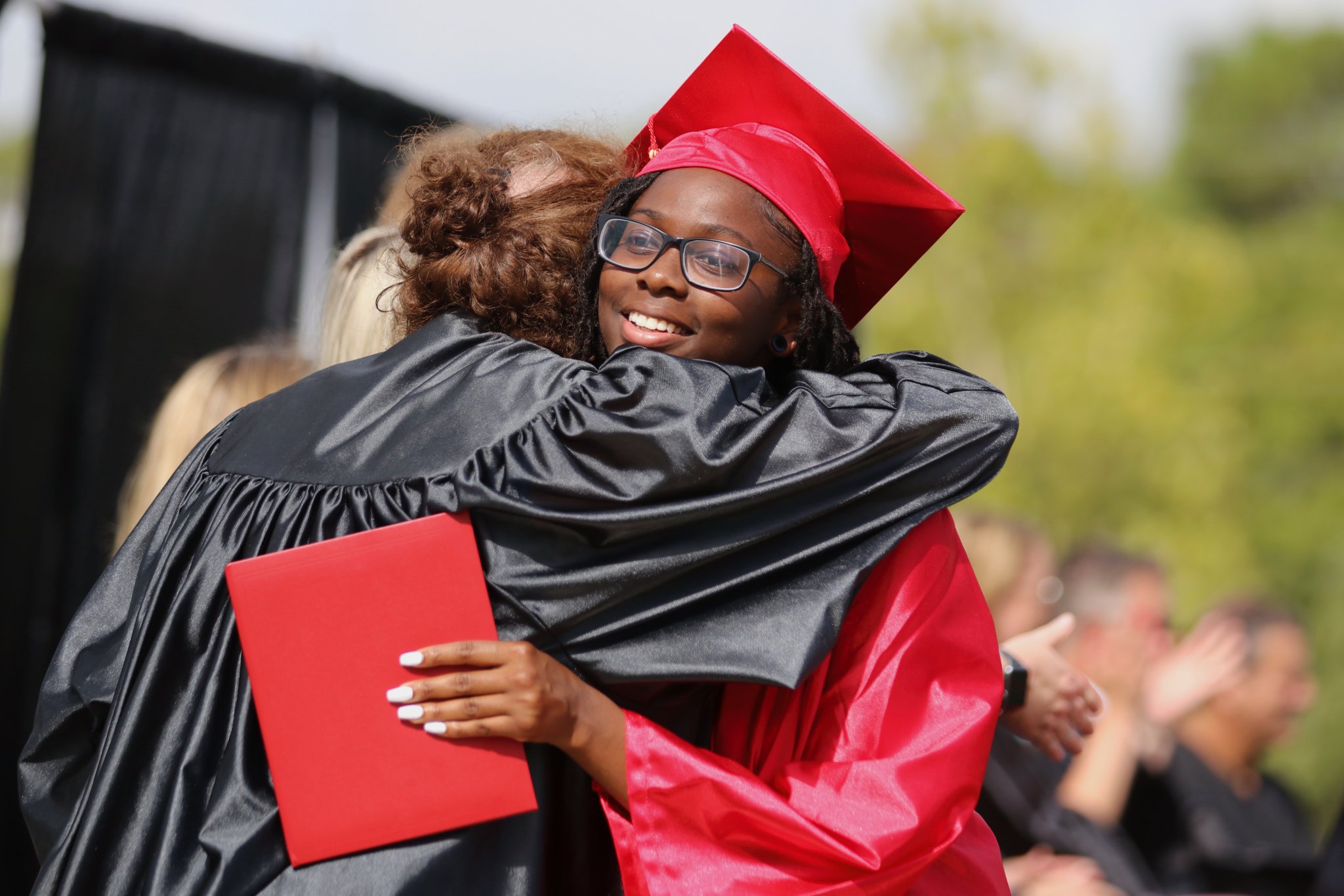 pasco-county-schools-on-twitter-many-hugs-were-shared-at-hudson-high