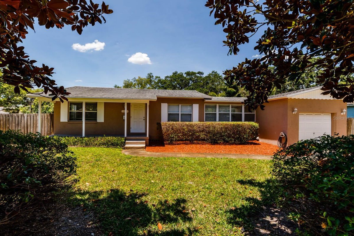RealtorLockhart's tweet photo. New property just listed in 33710 - https://t.co/8fKSrSUZS8 https://t.co/Ho9kKNvY0X