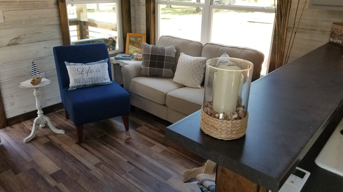 BUILDALABAMA's tweet photo. The Tiny House looks great at it's new home!! @lincolnhs https://t.co/PvK3CI9IP1