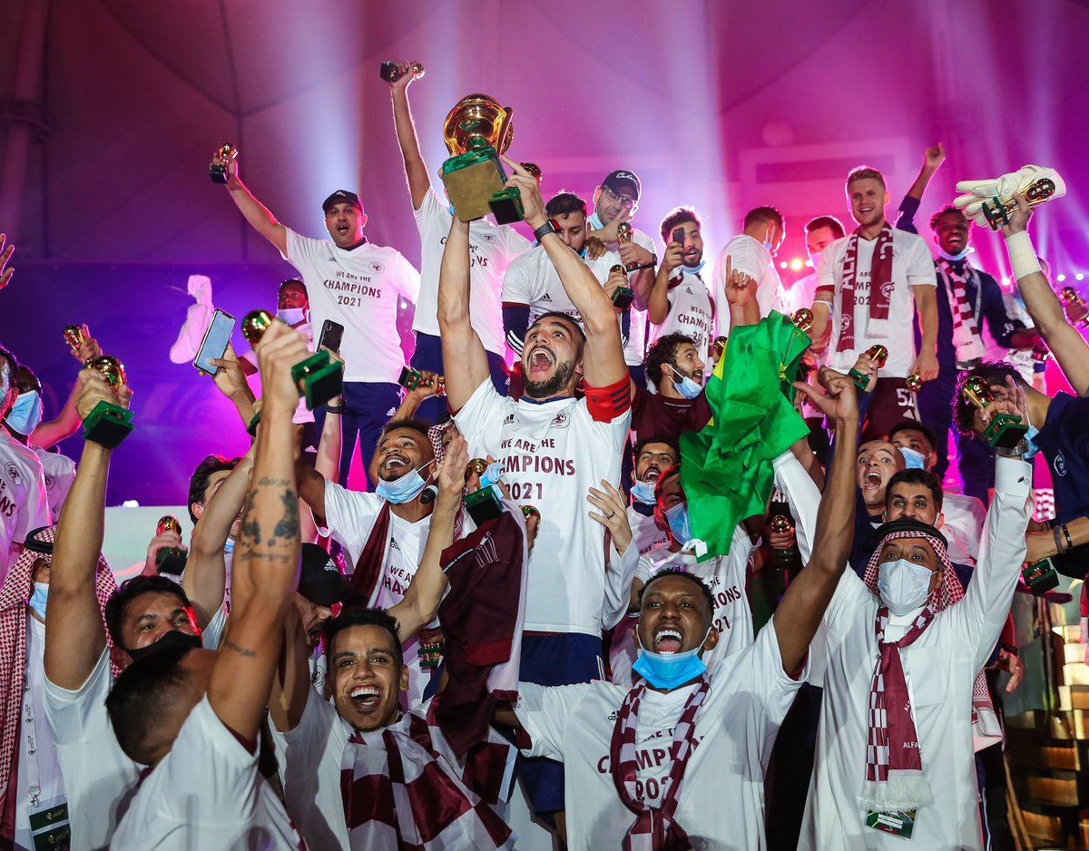 shdadd_mu's tweet image. تشرفت مساء اليوم بزيارة النادي #الفيصلي ابطال #أغلى_الكؤوس واسعدني كثيراً الالتقاء بالاحبة والزملاء مجدداً في هذا النادي العريق . 

كل الشكر والتقدير للرئيس الذهبي واعضاء مجلس ادارته وكافة منسوبي النادي على حسن الاستقبال وكرم الضيافة..ومزيداً من الانجازات والبطولات يا #فخر_سدير .