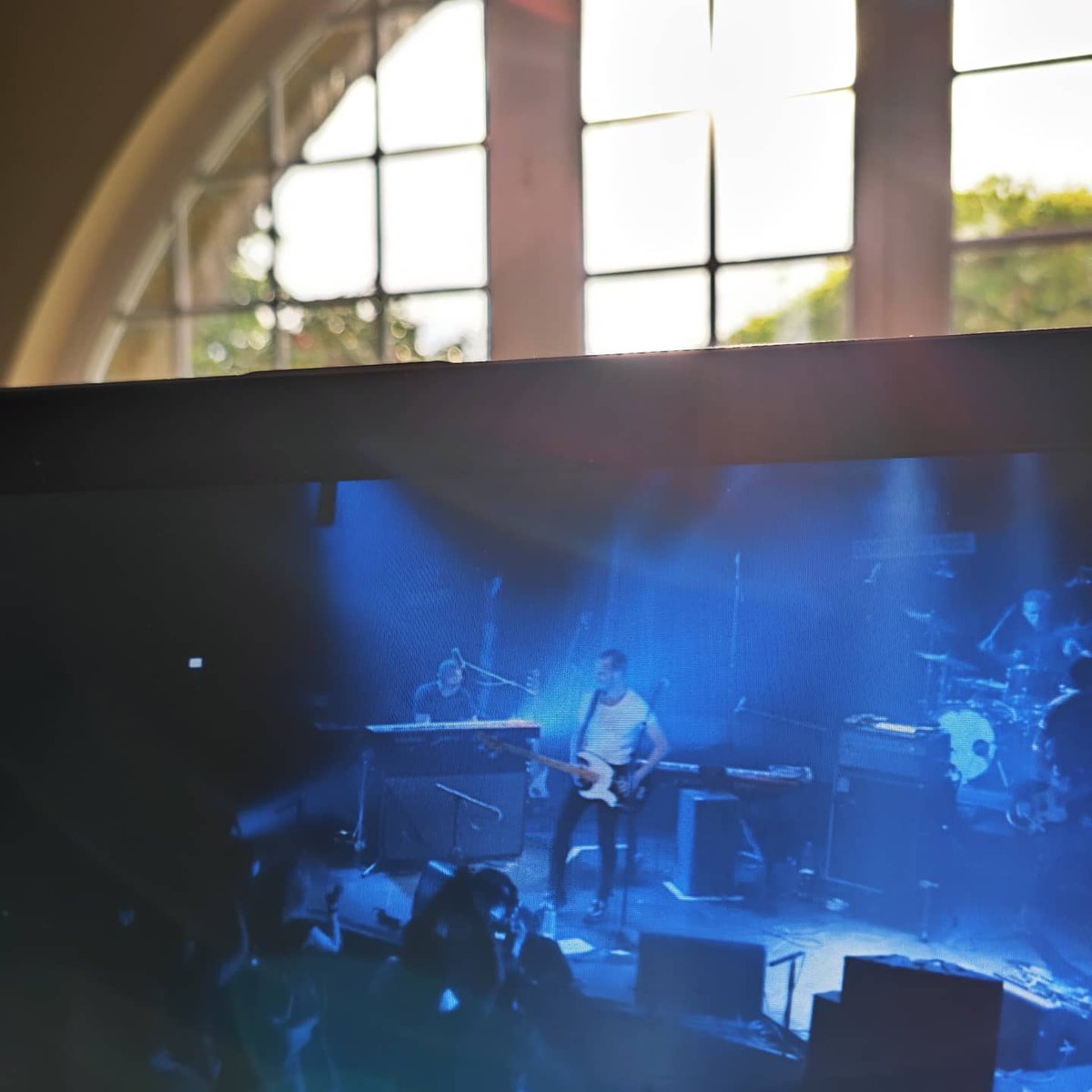 Merci Calo pour ce concert !!!
Non seulement tu as mis du soleil dans nos coeurs mais en plus tu as ramené le soleil en Normandie 😊☀️
Hâte de te revoir au zénith de Caen 🎸🎶🎹🕺
.
<a href="/calogerofficiel/">CALOGERO</a> <a href="/RTL2officiel/">RTL2 🎸</a>