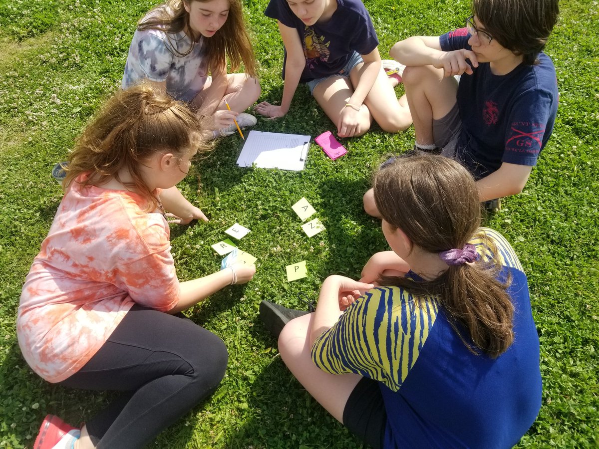 SMS_Owls's tweet photo. 8th grade spent the morning outside competing in "Minute to Win It" challenges. https://t.co/Z7p2g0DaQc