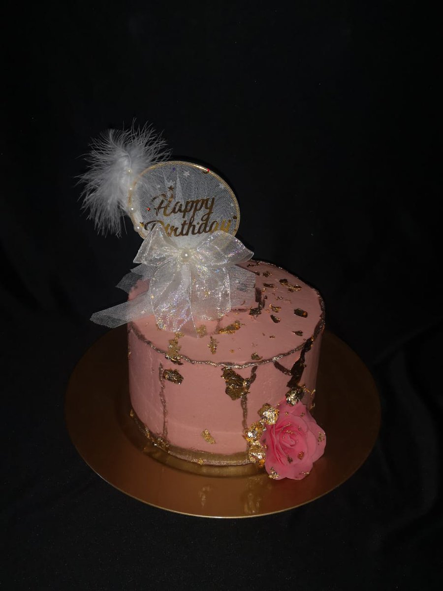 GilDeVal_'s tweet photo. Los "Dripcakes" y "buttercreamcakes", los puedes pedir en varios sabores y estilos, pruébalos que están deliciosos. En @DelicesdeSheila. RT
#DripCakes #Buttercream #DulcesdeFondant #Chocolatecake #Colon #Panama https://t.co/AiMZxYNfyg