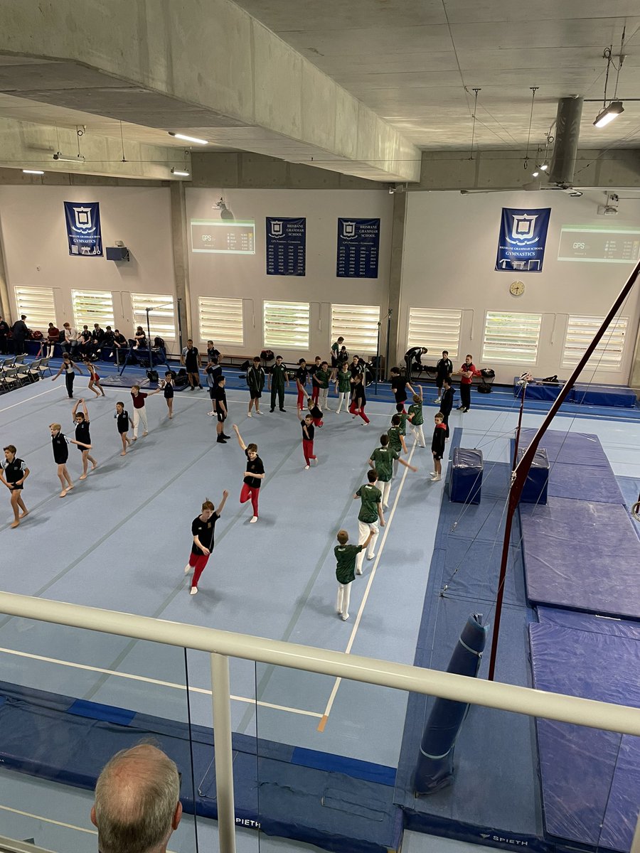 peteb_14's tweet photo. @TerraceGymnast warm up https://t.co/qIPoRAat3v
