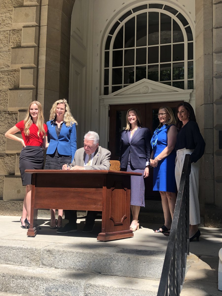 ShatterproofHQ's tweet photo. Thank you to @GovSisolak for signing #SB390 & #AB374 -- legislation that secures critical resources for Nevada residents relating to substance use disorders! https://t.co/WEGvHu5ETG