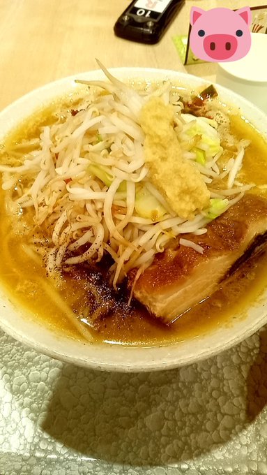 フードコートで郎的なモノを食べれるのはいいなと思いました 