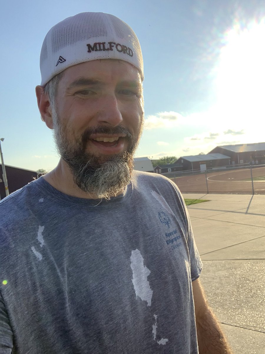 cynthiaevans50's tweet photo. Completed a 5k this evening to support @SODelaware! Together the 8 members of the Milford School District raised over $1,000 for Special Olympics. #StrongerTogether #TorchRunDE #bucpride https://t.co/BcGMMPWLyN