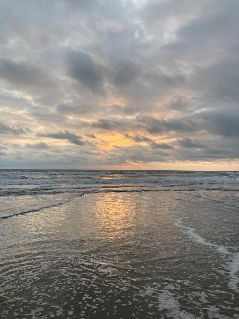 mafergomezm's tweet photo. Paisajes en la playita #Cojimies mi lindo #Ecuador toma una pausa y toma un break https://t.co/YjF8QYY3B7