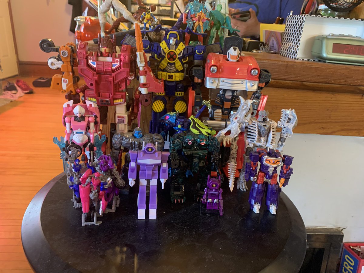 DrGimic's tweet photo. Latest Bots!
#Transformers #GoBots #RockLords #MARSConvertors #UltimateXSpanse #Wolverine #Sabertooth #Computron #ValveChanger #Shockwave #Arcee #Elita1 #Chromia #Granite #SticksNStones #Spittor #Ractonite #Scattershot #Lightspeed #Nosecone #Afterburner #Strafe https://t.co/eUwNL7FkF8