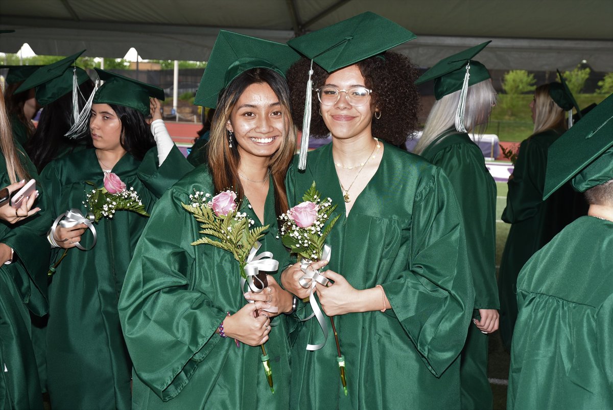 HNGreenwave's tweet photo. Two weeks after graduation, we still feel incredibly blessed to have had our first-ever outdoor commencement ceremony at North Royalton's Serpentini Stadium! To view more pictures from this special day, visit https://t.co/20QmTxfVRS. https://t.co/I6ROpFH3wT