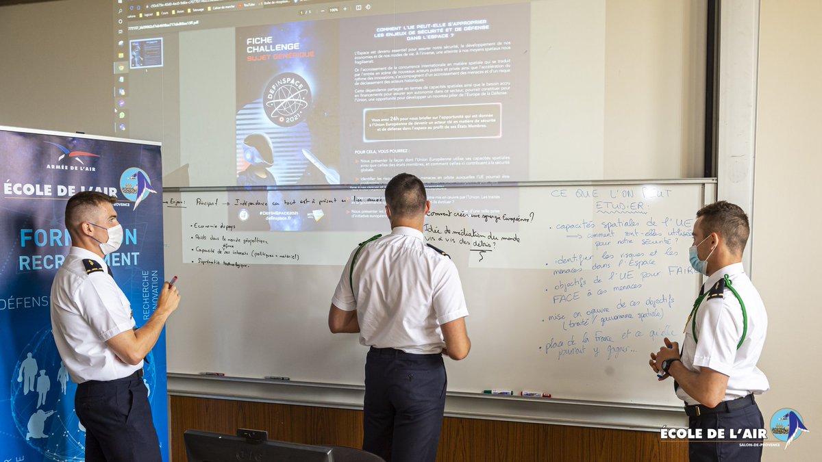 Ecoledelair's tweet photo. Le #hackathon #DefInSpace2021 a débuté il y a quelques heures.
Nos élèves sont en pleine réflexion pour élaborer le meilleur projet qui convaincra les jurys qu’ils sont les meilleurs !
#NotreDéfense #EuropeDéfense #HackatonSpatial #DéfenseSpatiale #CommandementdelEspace https://t.co/a5tEz5fAyG