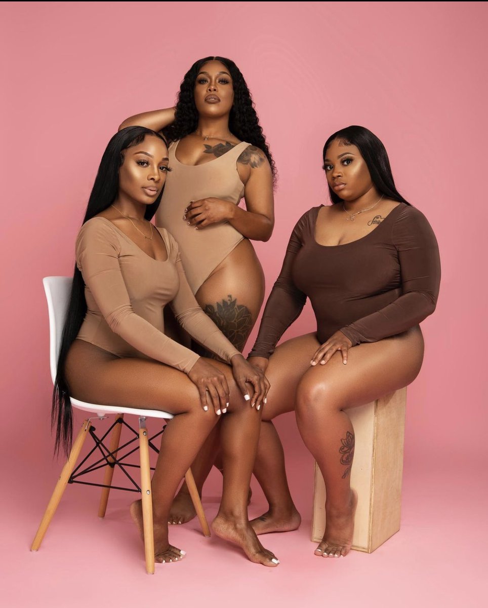 __nurserichhh's tweet photo. Pretty brown 😩😍💕 
#BUEONLY #lashedbyME https://t.co/8Ubzj2NgQ2