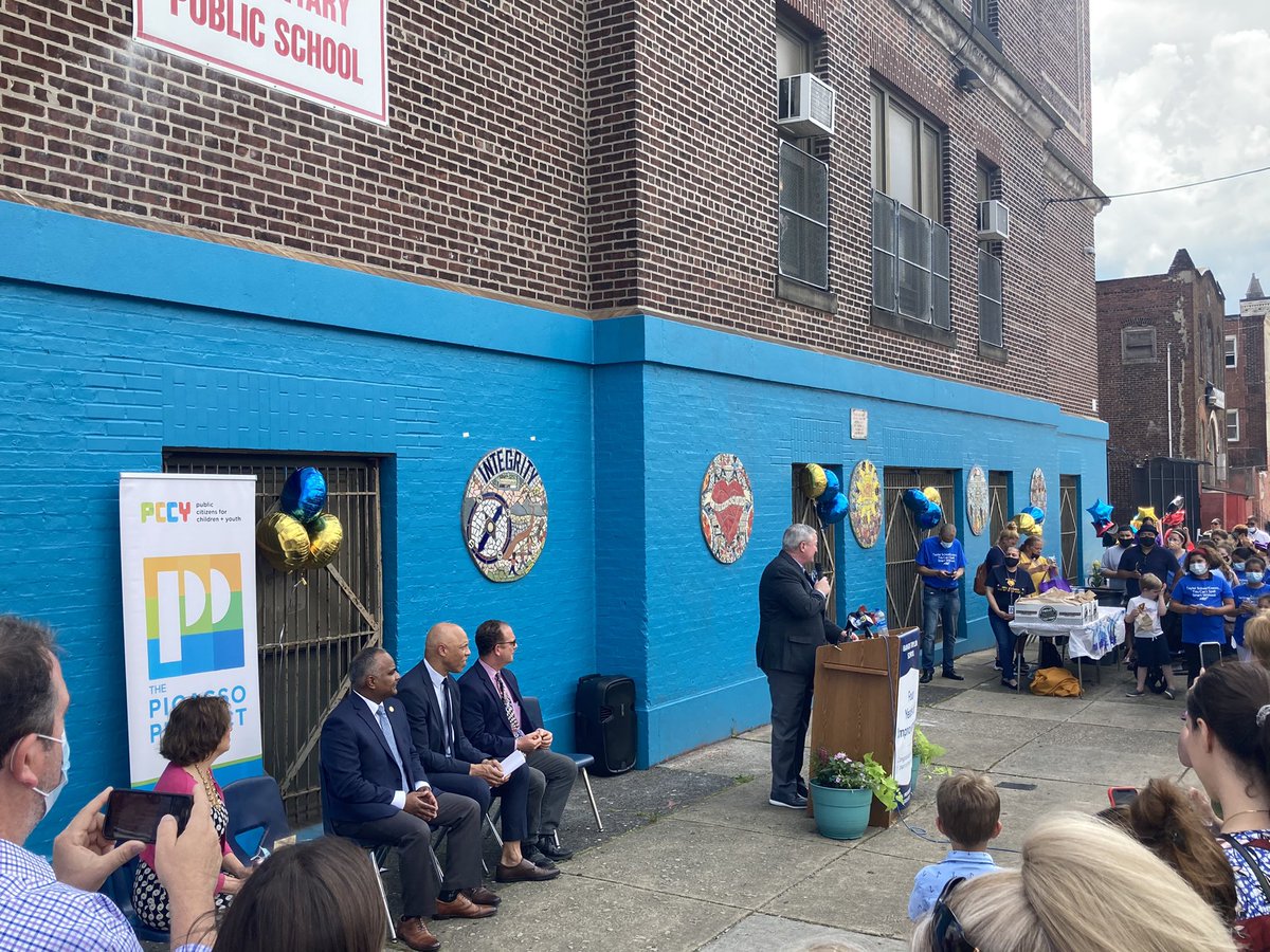 picasso_philly's tweet image. At @BayardTaylorPHL’s “Pieces of Us” unveiling. This mosaic is a great representation of the ways that #PHLed staff &amp;amp; students have found new ways to connect and create this year. @JimFKenney @SDPHite @RepBurgos @PHLschools @DonnaRCooper @PhillyArtsEd @PCCYteam #picassoproject