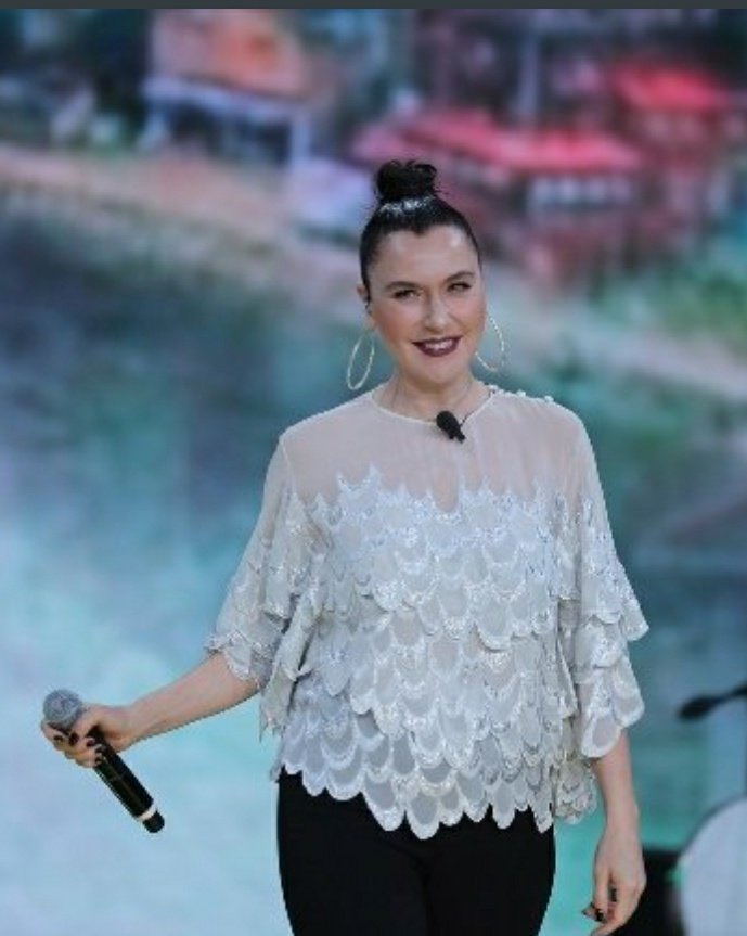 Şevval sam kadar muhteşem bir sanatçı tanımıyorum #şevvalsam #KuzeyinOğluVolkanKonak