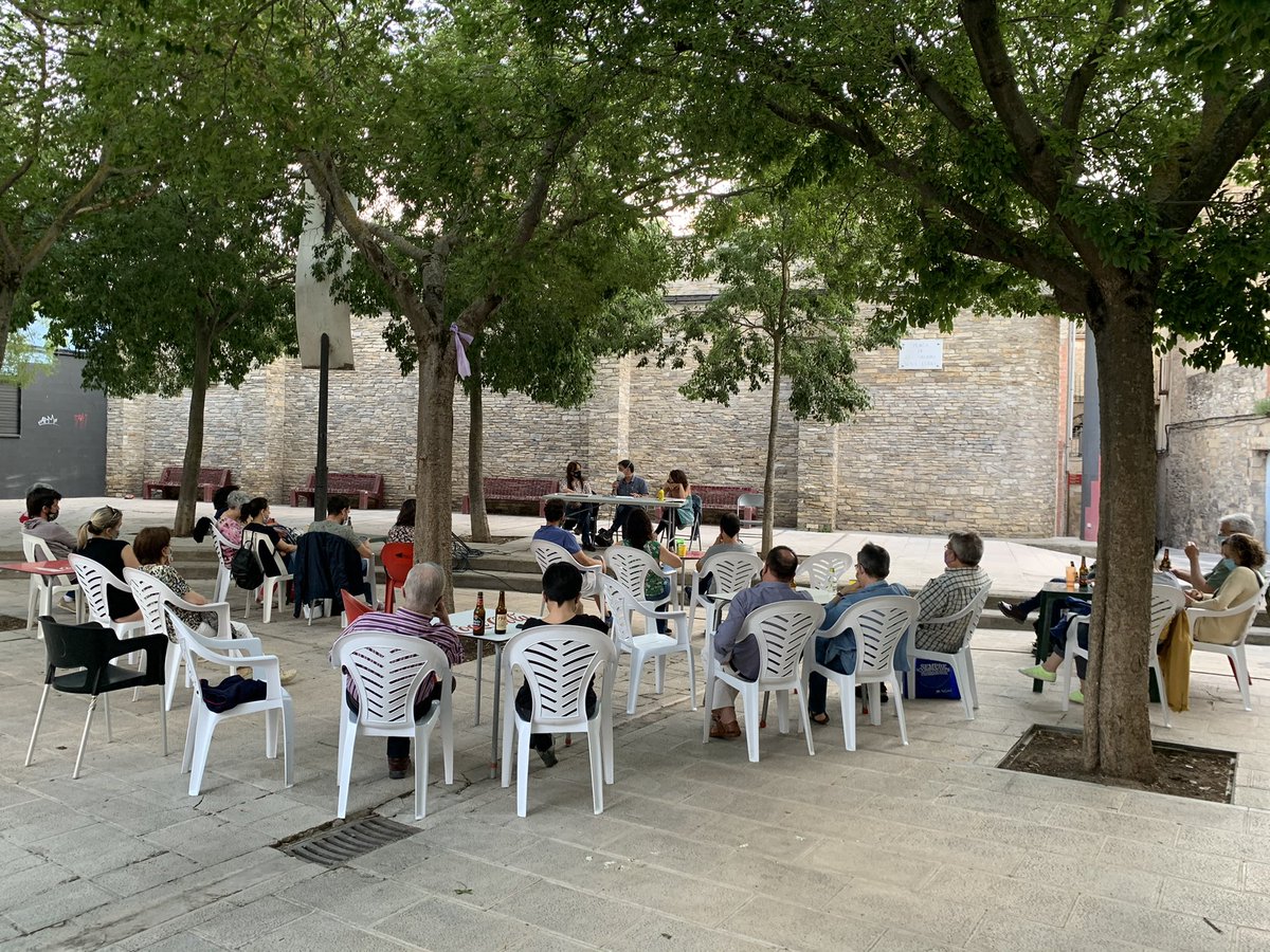 cc_urgell's tweet image. 👏👏 Bona participació a la tertúlia de respostes a les preguntes formulades per la ciutadania durant la campanya 🚨 STOP RESIDUS TÀRREGA 🚨 

#STOPresidusTàrrega 
#redueix #reutilitza #recicla #urgell