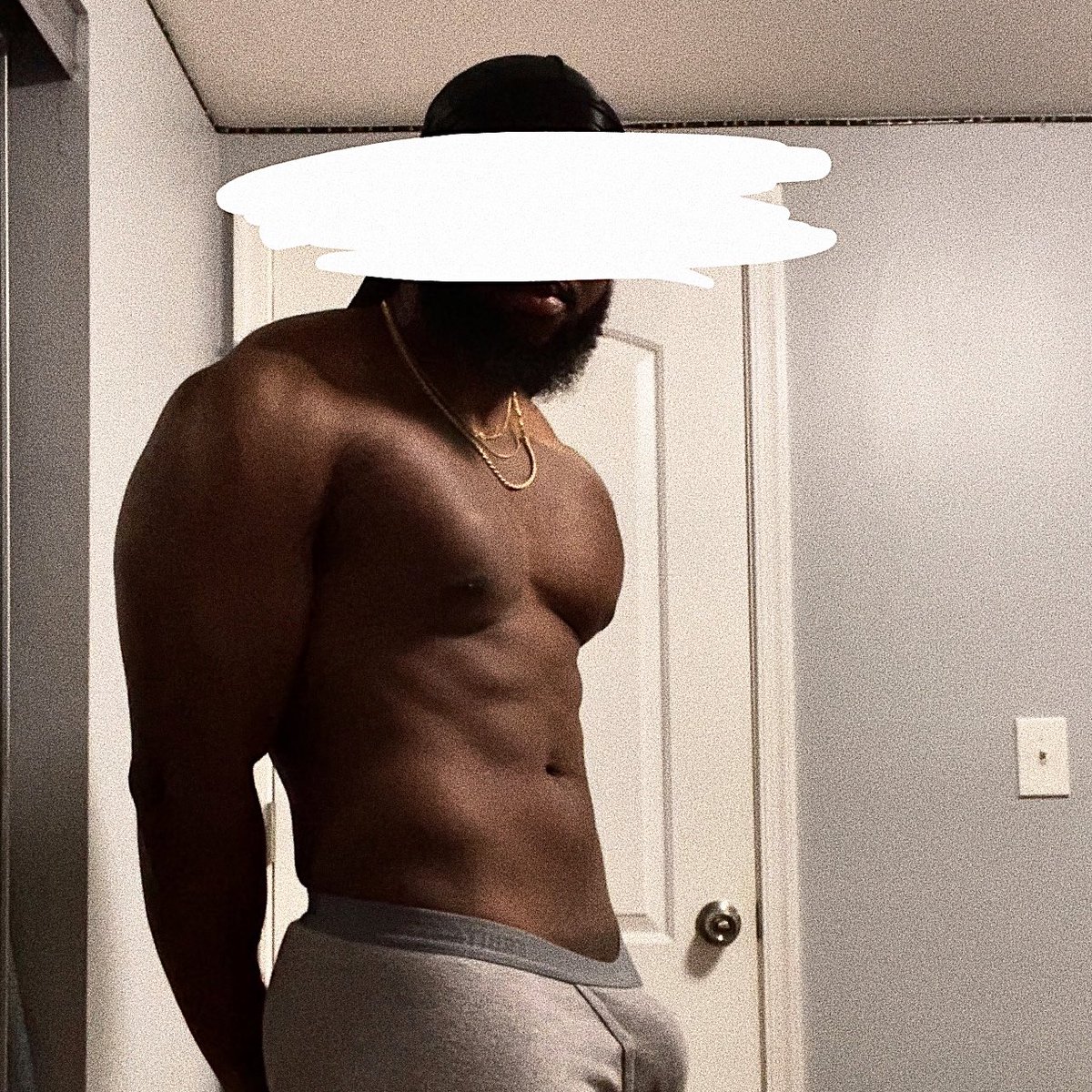maadcozy's tweet photo. from 260 lbs to 212 lbs just in time for the summer 🥲 https://t.co/RiwRRMHBe6