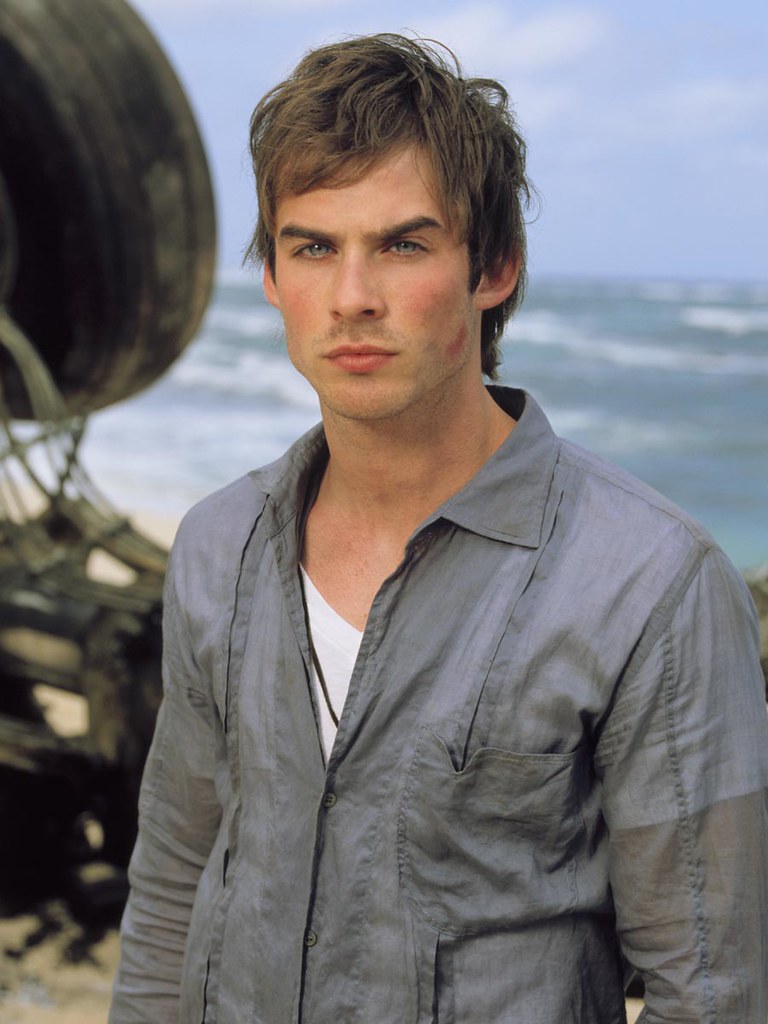 Boone Carlyle (Ian Somerhalder) llegó a la isla junto a su hermana Shannon,  de la que siempre estuvo pendiente y con la que tuvo una relación  \, image size:768x1024
