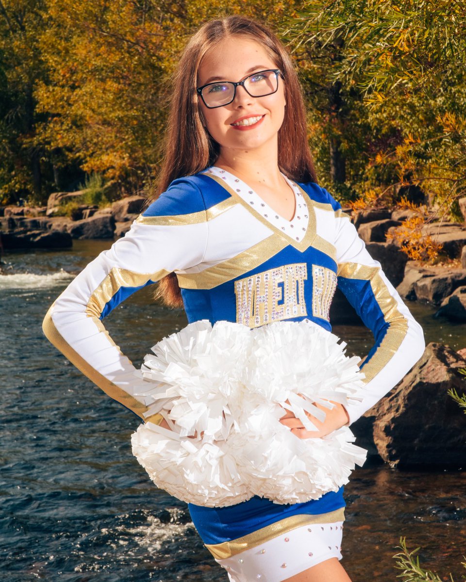 Happy Birthday to junior, Belle!! Our team is lucky to have your work ethic, talent, and big heart. We hope you have the best day, you deserve it!! 💙✨💛